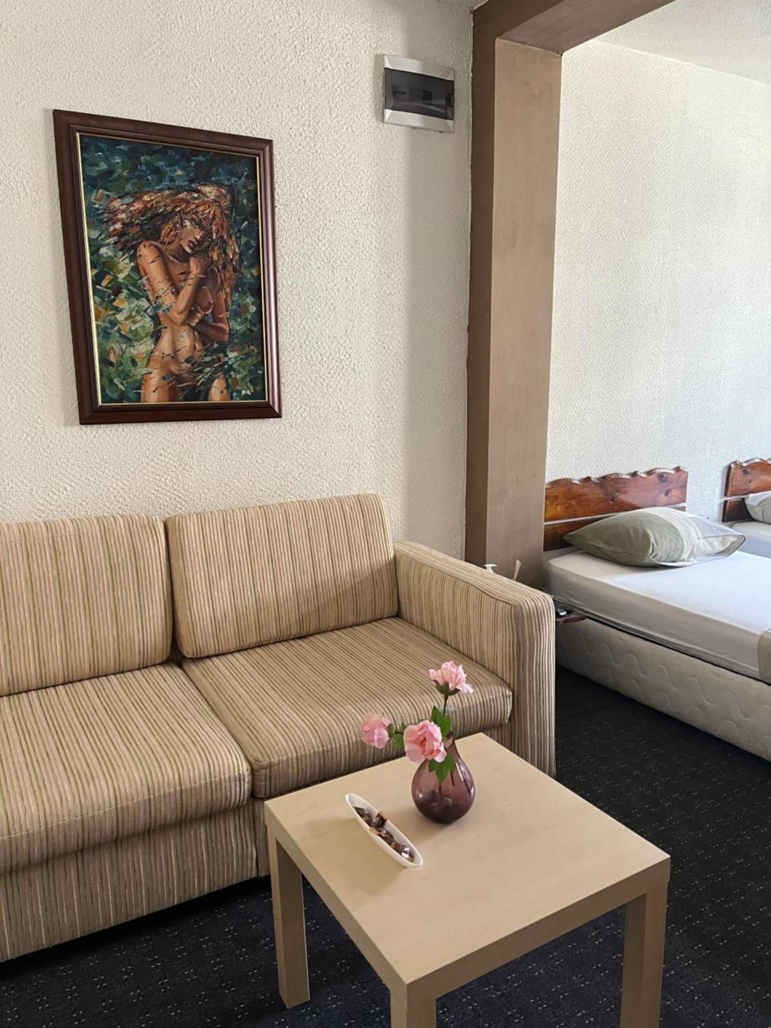 Vel House Hostel Plovdiv Luaran gambar